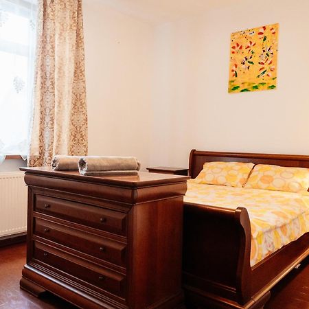 Maan Central Apartment pet friendly location Brasov Bagian luar foto