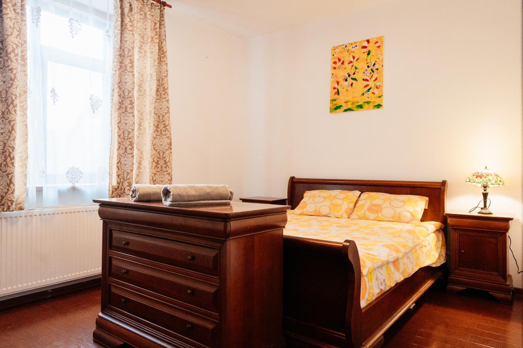 Maan Central Apartment pet friendly location Brasov Bagian luar foto