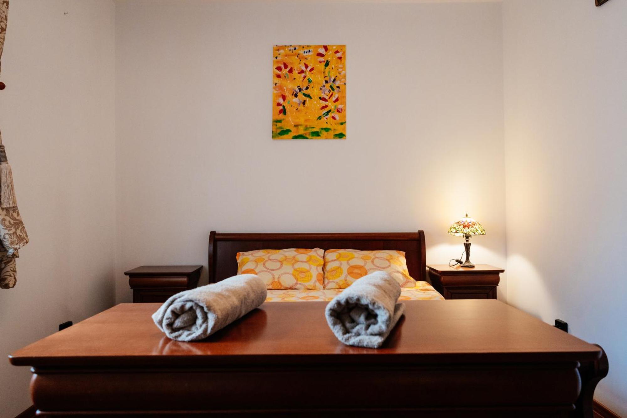 Maan Central Apartment pet friendly location Brasov Bagian luar foto