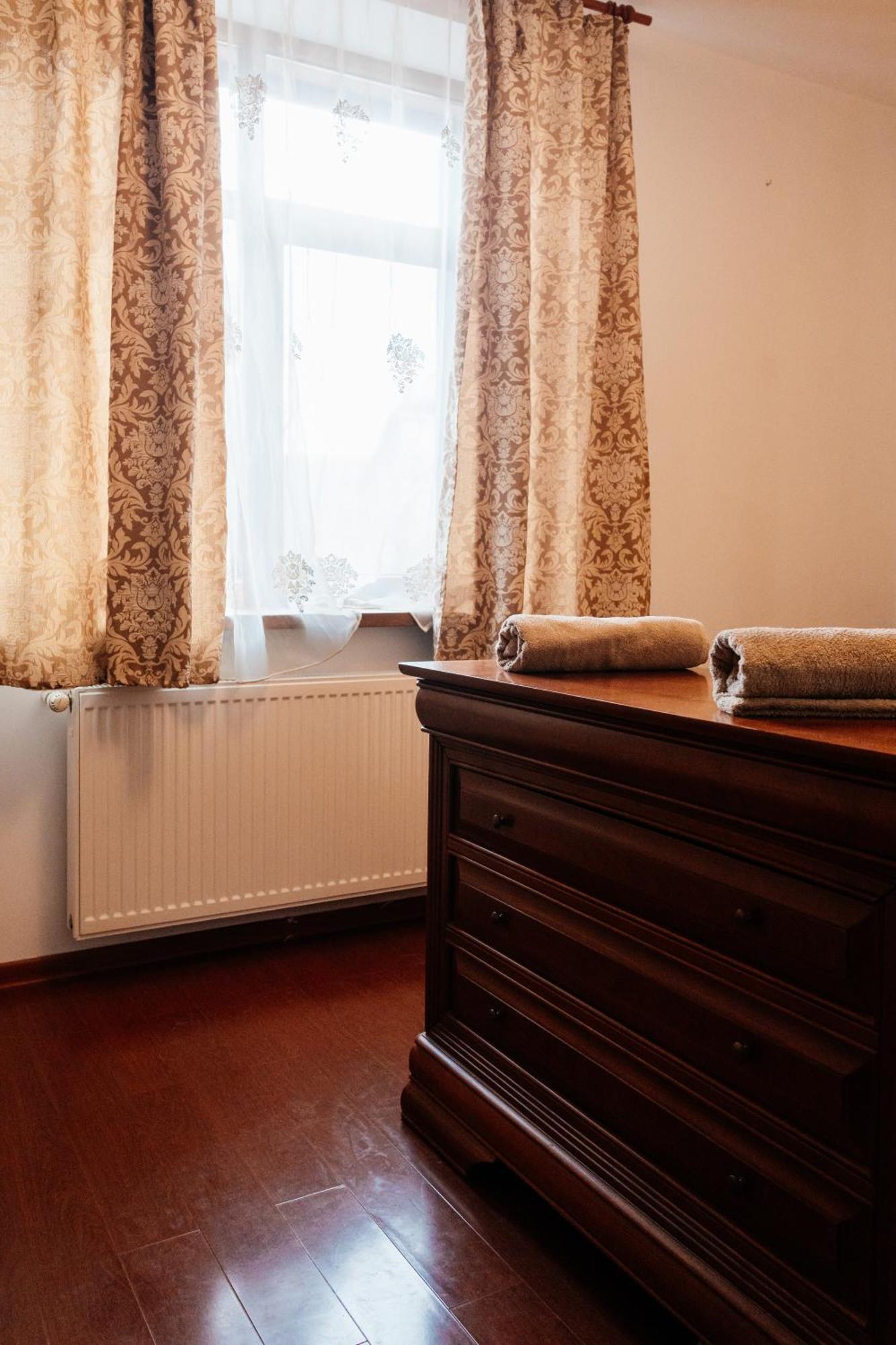Maan Central Apartment pet friendly location Brasov Bagian luar foto