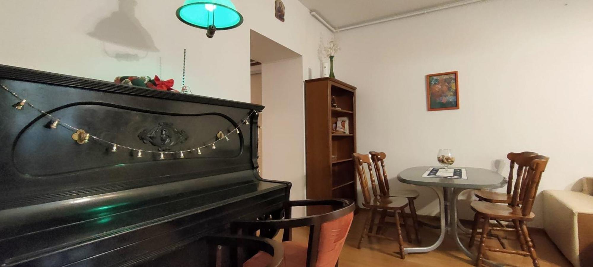Maan Central Apartment pet friendly location Brasov Bagian luar foto
